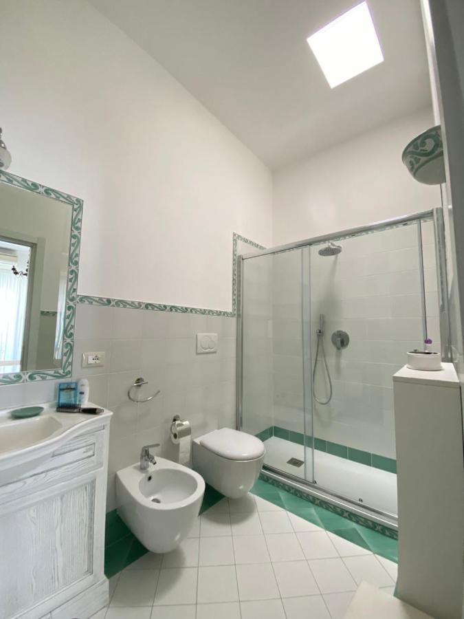 Al Corso Charming Rooms Пескічі Екстер'єр фото