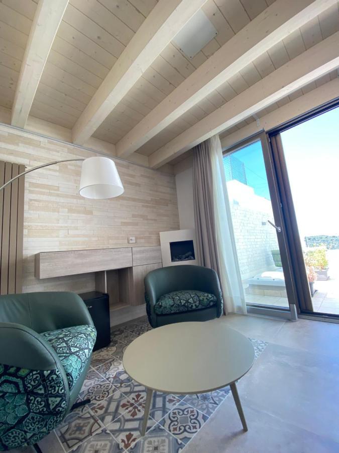 Al Corso Charming Rooms Пескічі Екстер'єр фото